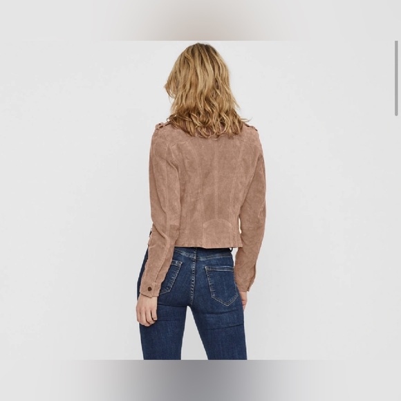 Vero Moda Curve Faux Suede Jacket NWOT - Picture 3 of 16